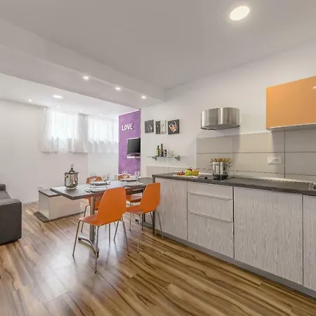 Eva Apartment