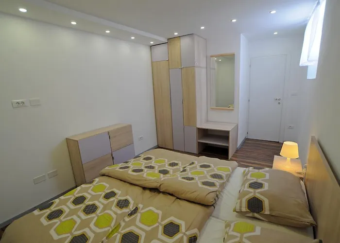 Eva Apartman